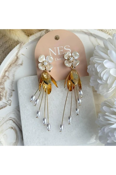 nesdesign İnci Sallantılı Çiçek Küpe (Gold) ürün görseli 1