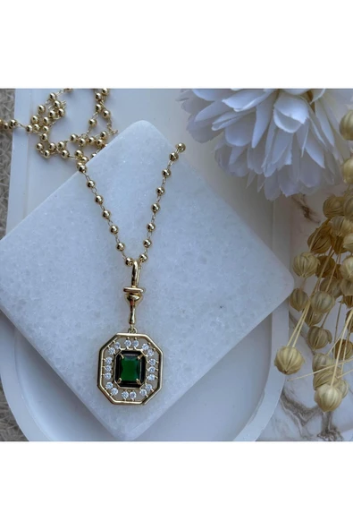 nesdesign Ortası Yeşil Taşlı Sekizgen Kolye (56 cm) ürün görseli 1