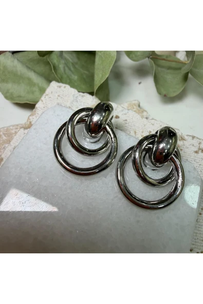 nesdesign Altın Kaplama İç İçe Geçmiş Halka Küpe (Gümüş Renk) - Resim 2