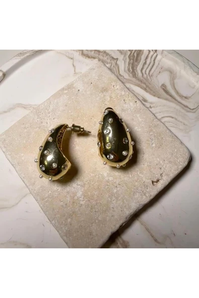 nesdesign Çelik Üzeri İncili ve Taşlı Damla Model Gold Küpe ürün görseli 1