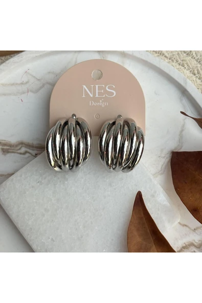 nesdesign Gümüş Rengi Çizgili Küpe ürün görseli 1