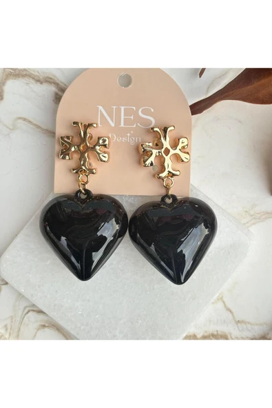 nesdesign Siyah Kalpli Marka Küpe ürün görseli 1