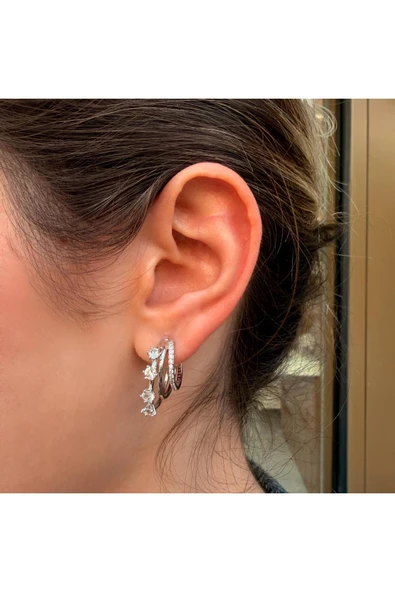 nesdesign Üçlü C Model Taşlı Zarif Küpe ürün görseli 1