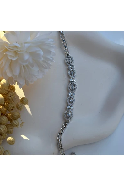 nesdesign Gümüş Rengi Taşlı Zarif Bileklik (17+2 cm) ürün görseli 1