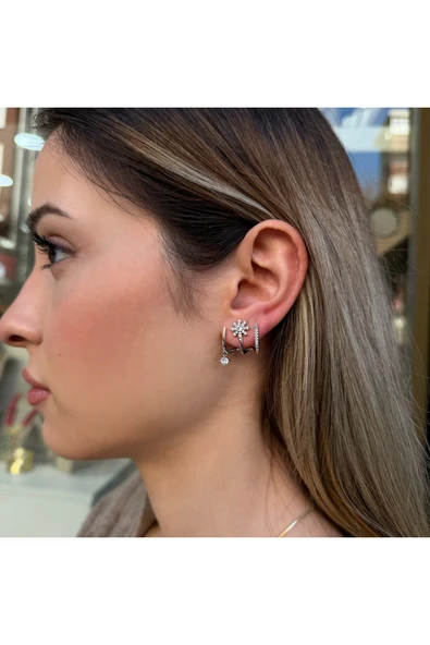 nesdesign Çiçekli Üç Tırnak Küpe ürün görseli 1