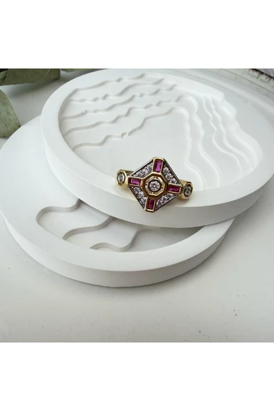 nesdesign Pembe Dikdörtgen Taş Detaylı Kare Plaka Ayarlanabilir Yüzük ürün görseli 1