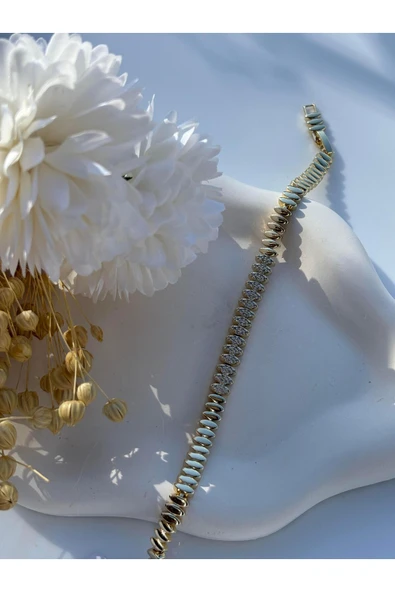 nesdesign 14K Özel Seri Zirkon Taşlı Elips Model Bileklik (17+2 cm) ürün görseli 1