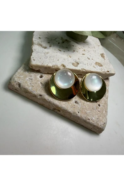 nesdesign Çelik Beyaz Taşlı Gold Yuvarlak Küpe ürün görseli 1