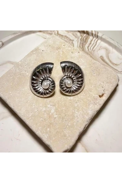 nesdesign Çelik İncili Salyangoz Model Gümüş Küpe ürün görseli 1