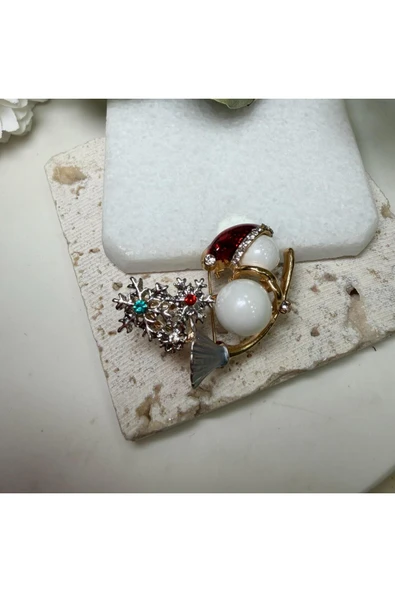 nesdesign Cadı Süpürgeli Kardan Adam Yılbaşı Broş ürün görseli 1