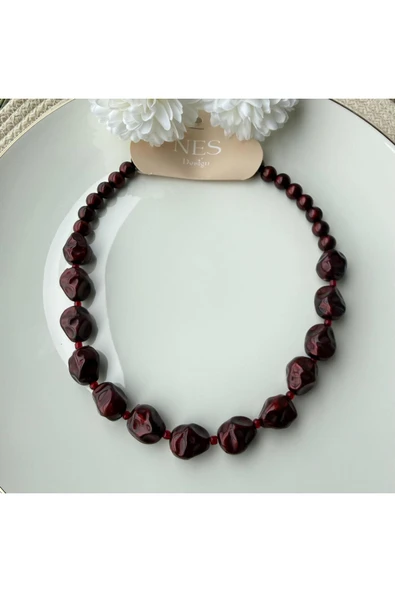 nesdesign Akrilik Boncuk Bordo Kolye ürün görseli 1