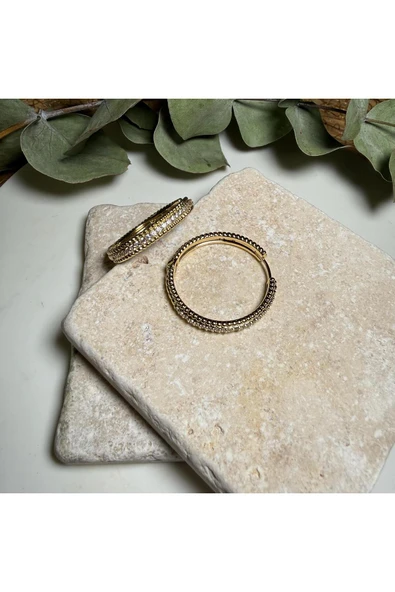 nesdesign 14K Özel Seri Taşlı Halka Küpe ürün görseli 1