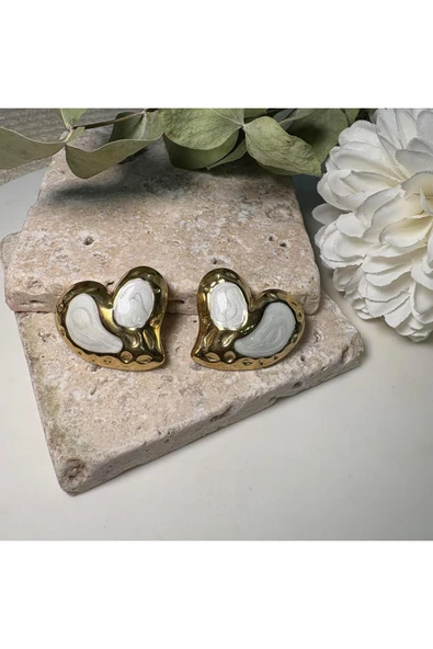 nesdesign Çelik Beyaz Kalpli Küpe ürün görseli 1