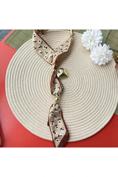 nesdesign Ayarlanabilir Broşlu Desenli Fular Kolye ürün görseli 1