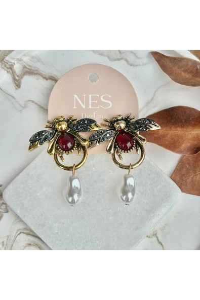 nesdesign İnci Sallantılı Kırmızı Arı Küpe ürün görseli 1