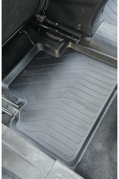 Tourneo Courier 2014-2023 Havuzlu Paspas Siyah - Resim 6