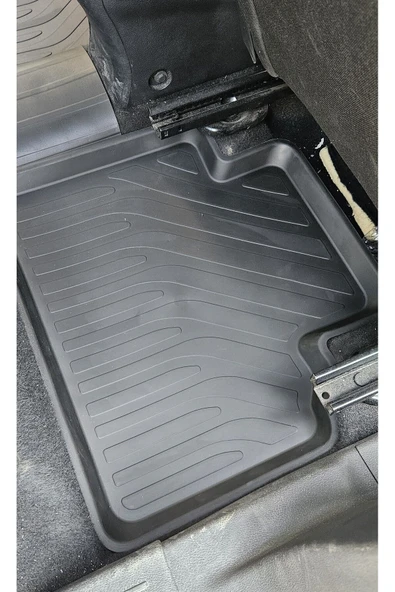 Tourneo Courier 2014-2023 Havuzlu Paspas Siyah - Resim 5