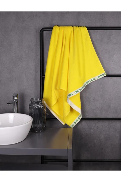 BE-0823-YE Benetton Plaj Havlu ürün görseli 1