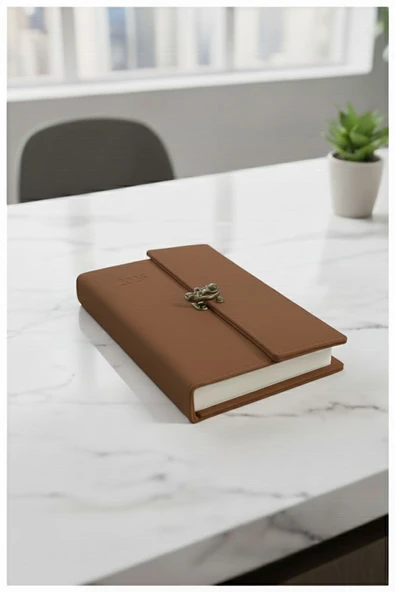 A5 2026 Kilitli Ajanda 168 Yaprak Suni Deri Kapaklı Günlük Ajanda Ayraçlı Planlayıcı Ajanda 15x21cm Kahverengi ürün görseli 1