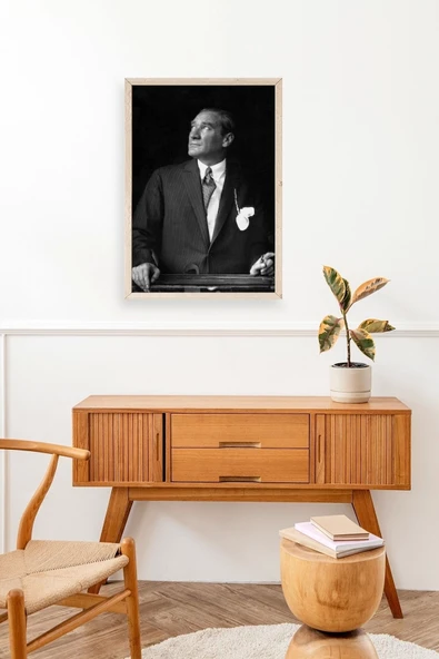 Atatürk Ahşap Çerçeveli Tablo 50 x 70 - Resim 2