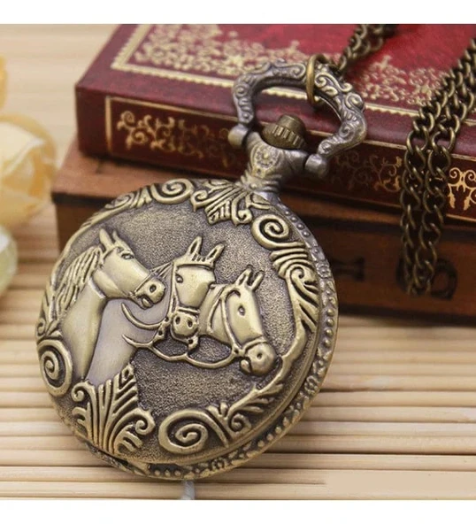 At Büstü Köstekli Saat Model 1 ürün görseli 1