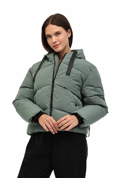 Lumberjack WL 2NORA 5PR Yeşil Kadın Kısa Kaban 102027459 ürün görseli 1