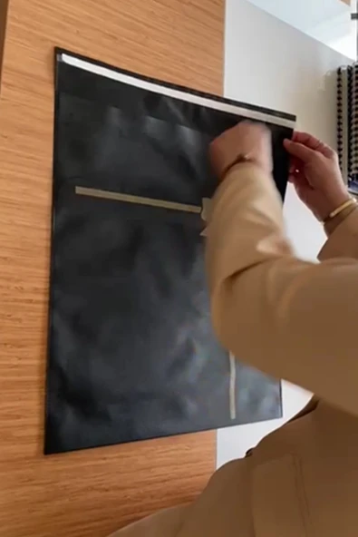 Yapışkanlı Kargo Poşeti Nonwoven Tela Kumaş Hediye Paketi Görünümlü Estetik, Çevre Dostu 40x40x8cm 10 Adet - Resim 7