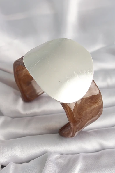 Kahverengi Mermer Desen Akrilik Plastik Gümüş Plaka Model Vintage Kadın Bilezik - TJ-BB6670 ürün görseli 1