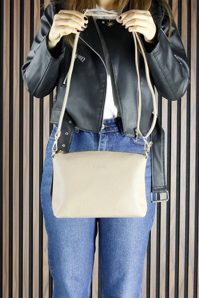 Erkan Saçmacı Kum Vegan Manyetik Kapaklı Büyük Boy Günlük Omuz Çantası ve Askılı El Çantası - Resim 4