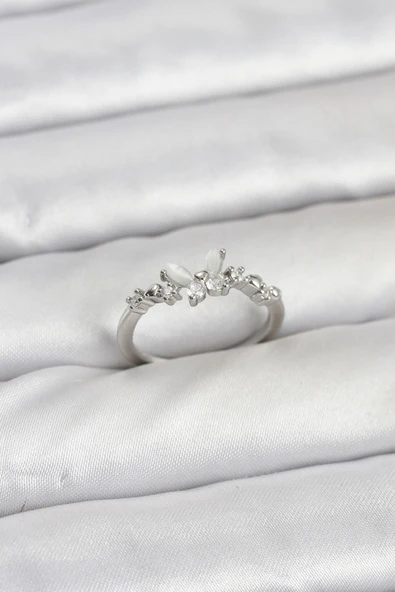 Kelebek Model Gümüş Renk Pirinç Kadın Yüzük - TJ-BYK3920 ürün görseli 1