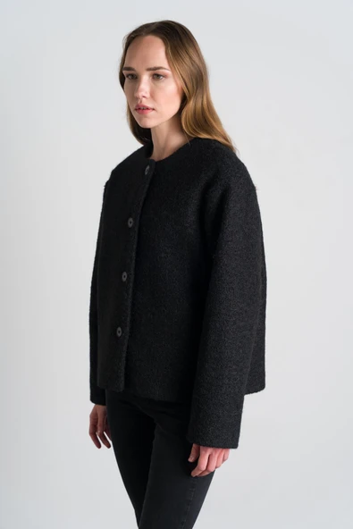 Düğmeli Cepli Atkılı Kaban - Resim 6