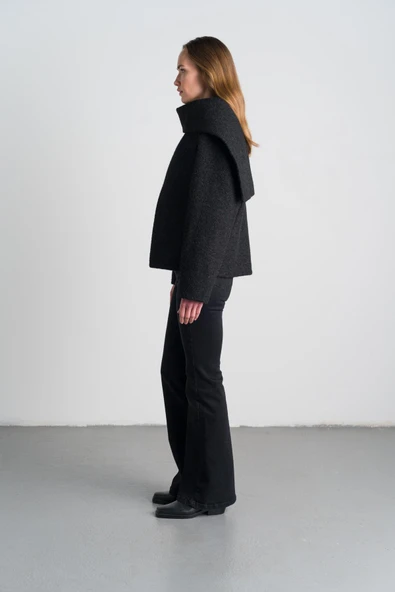 Düğmeli Cepli Atkılı Kaban - Resim 7