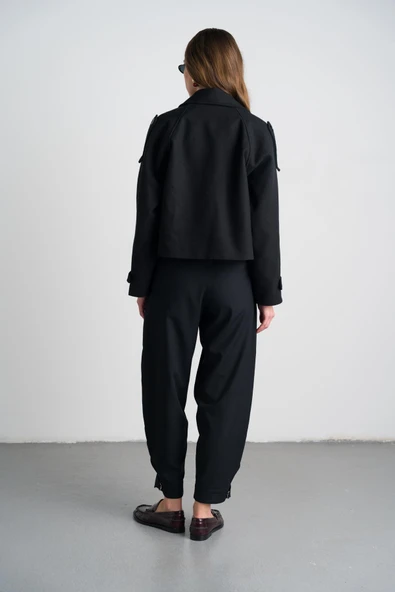 Siyah Kruvaze Kısa Kaban - Resim 3