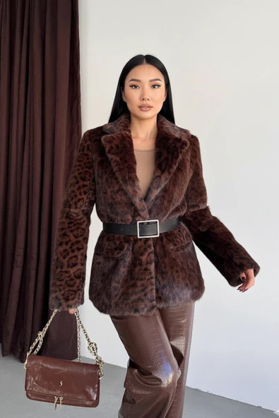Leopar Desenli Kürk Görünümlü Geniş Yakalı Kemerli Mont - Resim 3