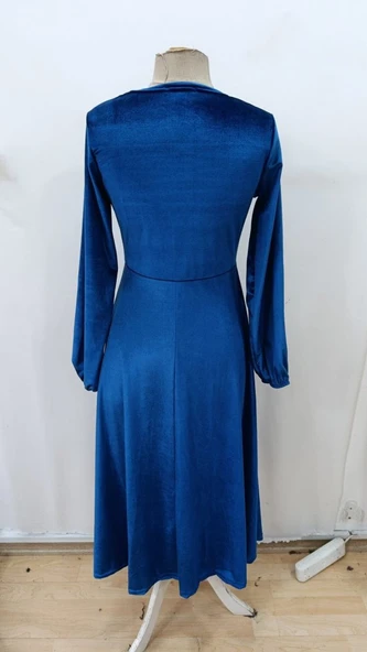 Kadın Uzun Kollu Bisiklet Yaka Midi Kadife Mavi Elbise - Resim 5