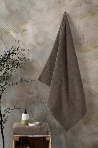 Varol Royal Serisi 2’li Havlu Seti – 50x90 & 90x150 cm, 500 gsm Premium - Resim 5