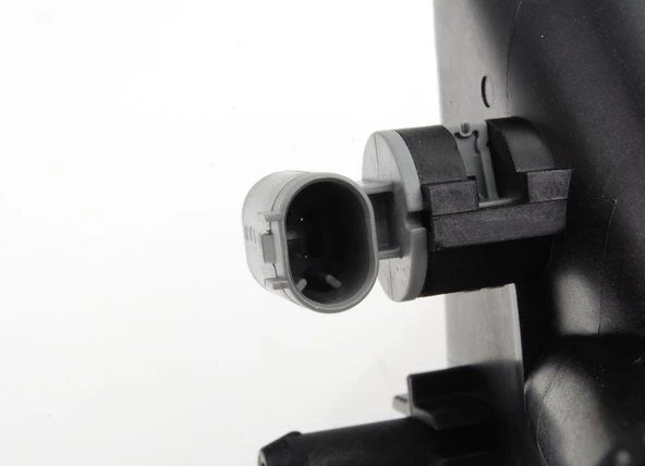 BMW E60 E61 E63 VE E64 BEHR RADYATÖR SU DEPOSU 17137542986 - Resim 5