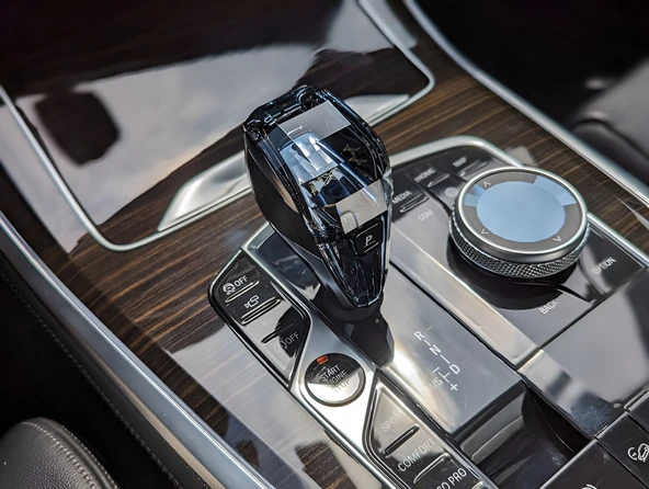 Lüks Kristal Görünümlü Otomatik Vites Topuzu - Resim 3