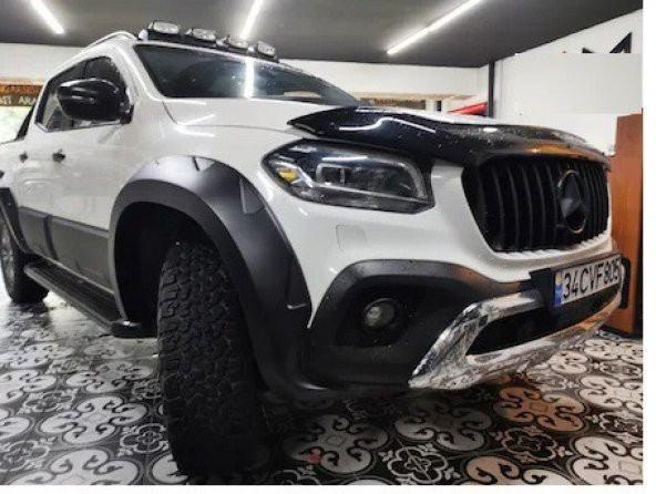 Mercedes X Class Dodik Seti 4 Parça Plastik Mat Siyah 2015-
