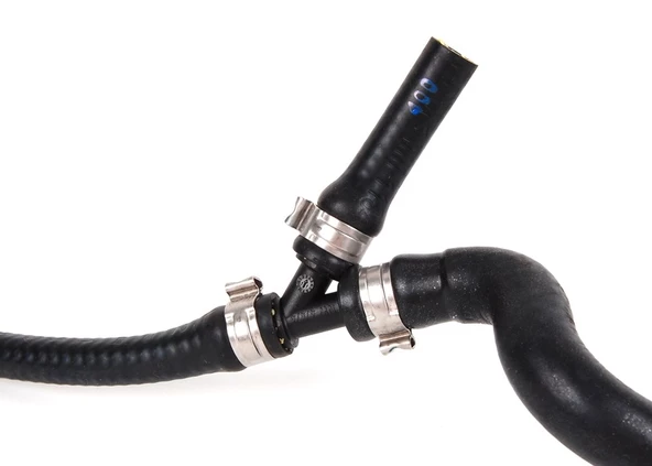 BMW E65 E66 VE E67 N62 MOTOR RADYATÖR SU DEPO HORTUMU 17127508013 ürün görseli