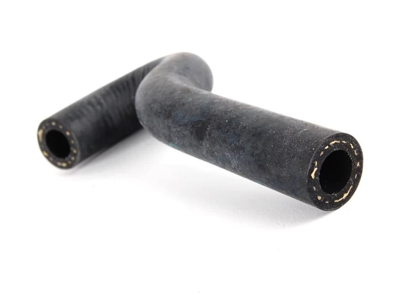 BMW E30 3.18İS M42 MOTOR SU HORTUMU 11531721847 ürün görseli