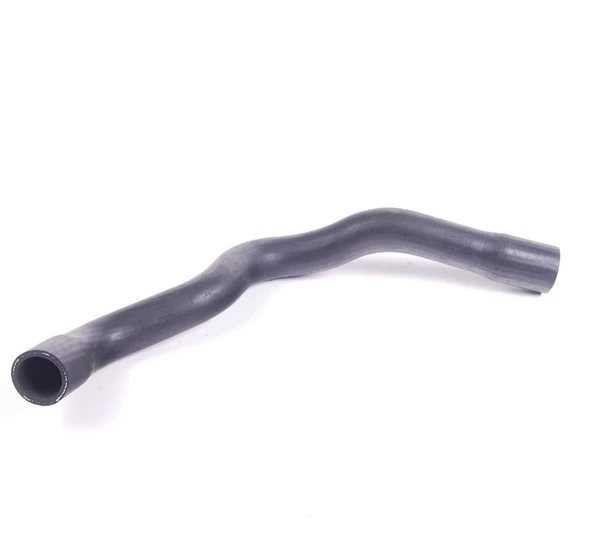 MİNİ R52 VE R53 W11 MOTOR RADYATÖR ÜST HORTUMU 17127515501 - 2