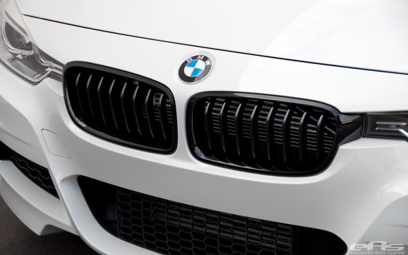 Bmw F30 Ön Böbrek M Technic Tek Çizgi Parlak Siyah 2012-