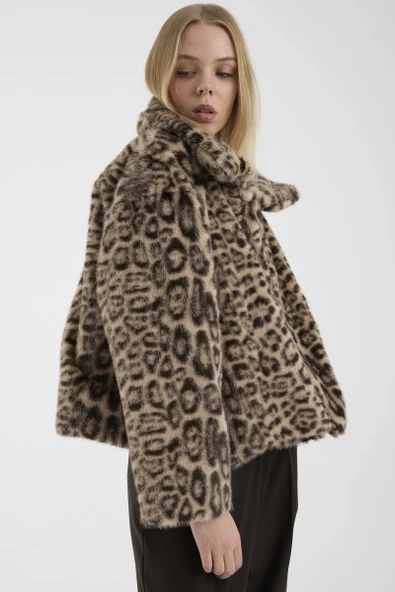Leopar Desenli Kısa Suni Kürk Kaban - Bej - Resim 5