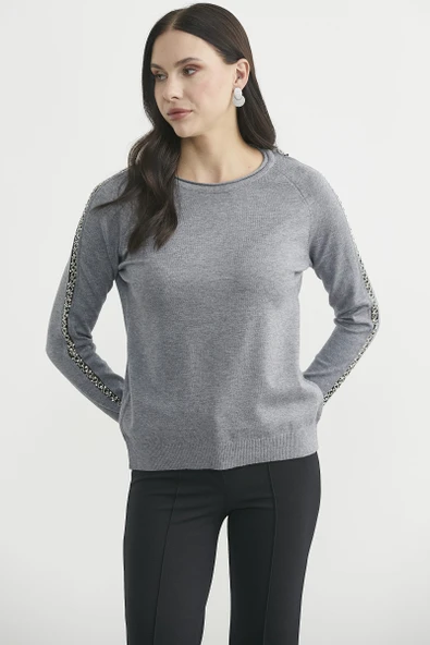 Yuvarlak Yaka Kol Detaylı Triko Kazak - Gri - Resim 3