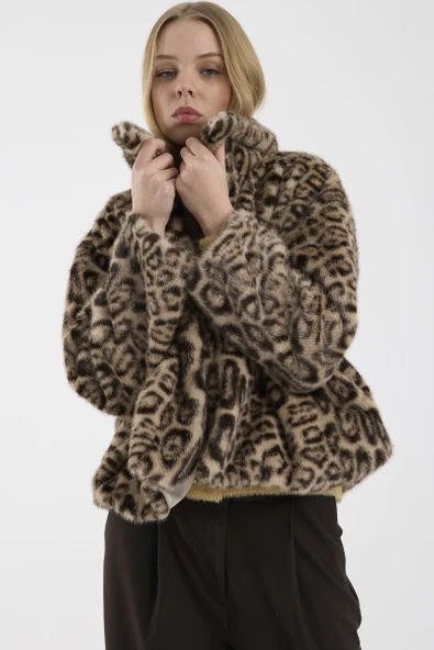 Leopar Desenli Kısa Suni Kürk Kaban - Bej - Resim 4