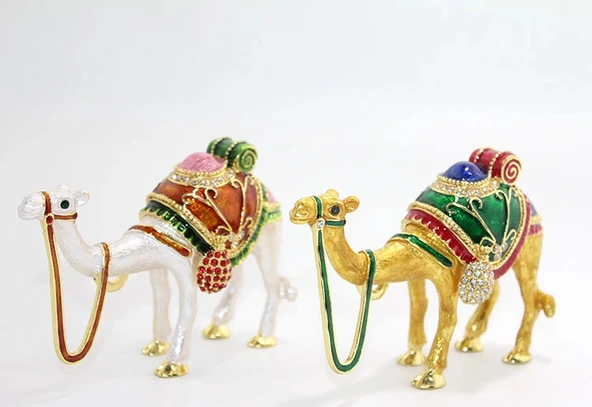 Swarovski Taşlı Tekli Deve Figürü Model 4 ürün görseli 1
