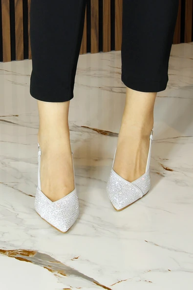 Erkan Saçmacı Sacha Exclusive Gümüş Krep Taşlı Arkası Açık Sivri Burun İnce Topuklu Abiye Ayakkabı - Resim 3
