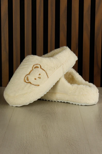 Erkan Saçmacı Clara Krem Pelüş - DAR KALIP - Ayıcık Desenli Kalın Düz Tabanlı Sessiz Kadın Ev Terliği ürün görseli 1