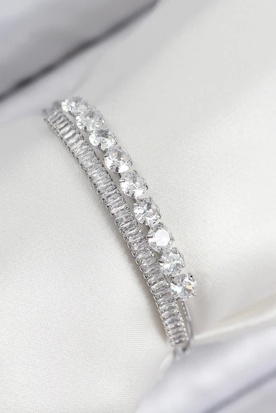 Pirinç Zirkon Taşlı Su Yolu Model Gümüş Renk Kadın Bileklik - TJ-BB7858 ürün görseli 1